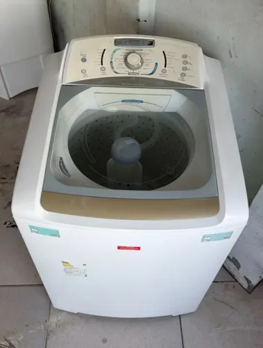 Vendo máquina de lavar electrolux 15 kg 110w