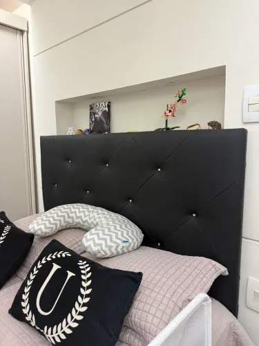 Cabeceira de casal preta em matelace
