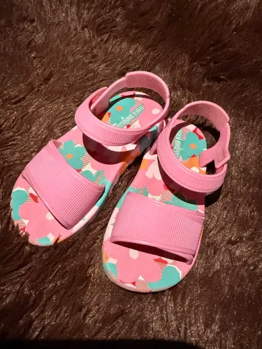 Melissas e sapatilha