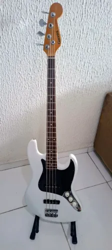 Contra Baixo Giannini 