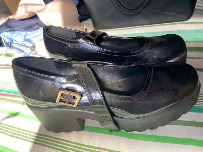 Sapato k-popper novo