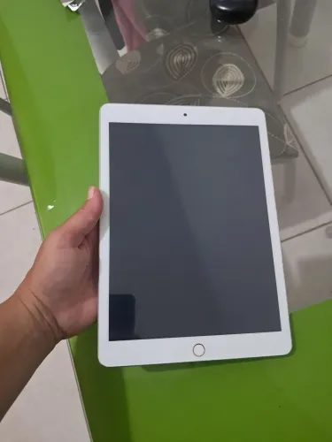 IPhad 9ª Geração 64Gb inclui Wi-Fi R$1.000,00 " Venda Urgente"