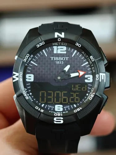 Relogio Tissot T-Touch Expert solar titanium novo