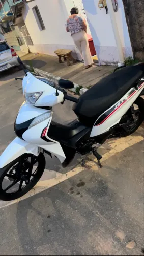Moto top só andar