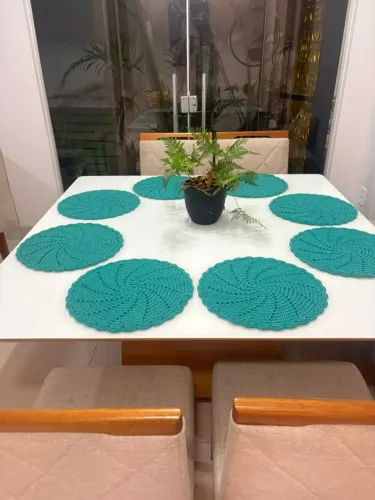 Mesa de jantar Diamond - 8 lugares - 1,40x1,40 tampo vidro OFF white