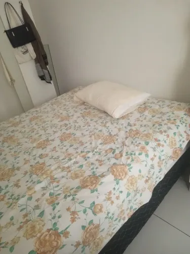 Cama queen