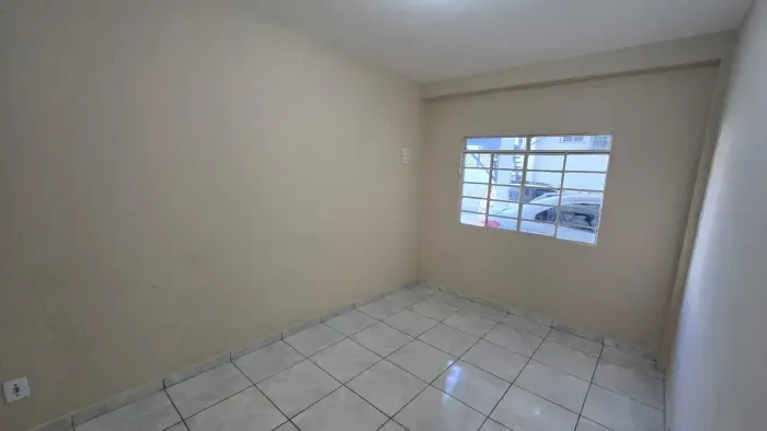 Quitinete para locação no bairro Industrial Itaú em Contagem