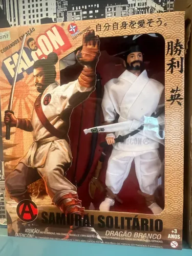 Boneco Falcon Samurai