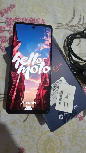 Moto E14