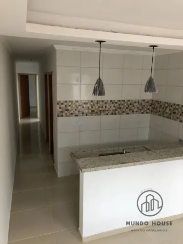 Casa com 1 quarto com amplo quintal