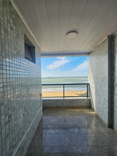Edifício Narcizo Bianchi, 03 quartos frente mar