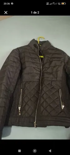 Vendo jaqueta feminina GG com capuz 