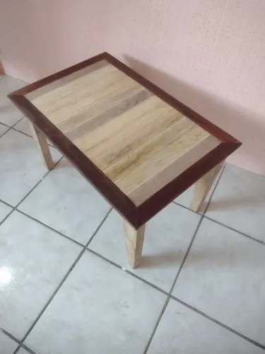 MESINHA DE CENTRO RIPADA