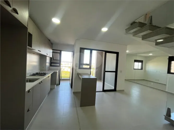 Duplex à venda ou para alugar com 3 quartos, sendo 1 suíte, no condomínio Le Monde Campoli