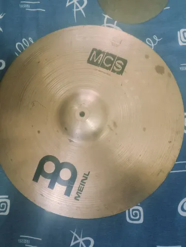 Prato de bateria