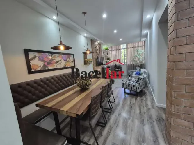 Apartamento : / Residencial / Tijuca