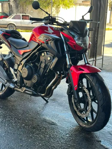 Vendo cb 500 muito nova ta no 2026 moto ta top de mais