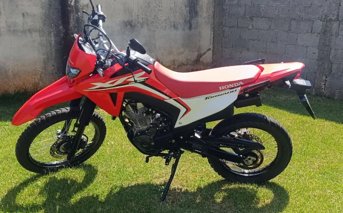 XR Tornado 300L novíssima