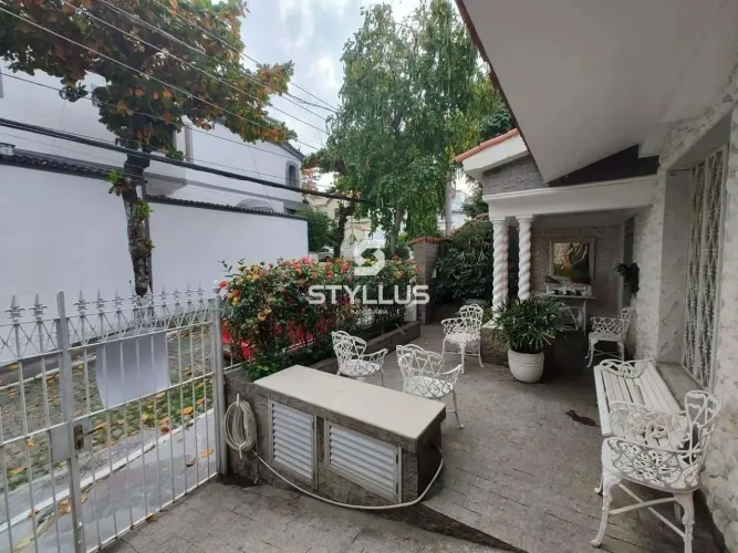 Condominio em Rua Conselheiro Ferraz - 250m² (Ref: CA7265)