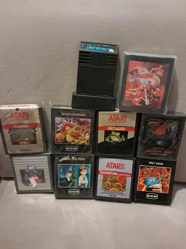 Cartuchos Atari 2600.