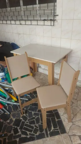 Mesa 4 cadeiras