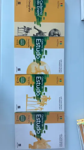 Projeto Múltiplo Geografia" para o Ensino Médio / Editora Scipione