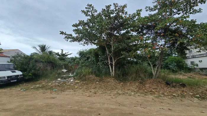 Vendo terreno c/RGI em Parque Hotel 