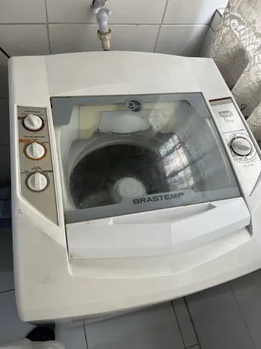 Máquina de lavar roupas 