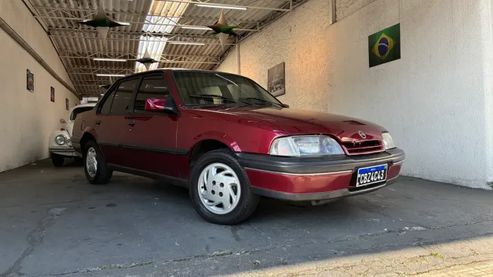 Chevrolet Monza GLS/ Hi-tech 2.0 EFI 2P E 4P 1995