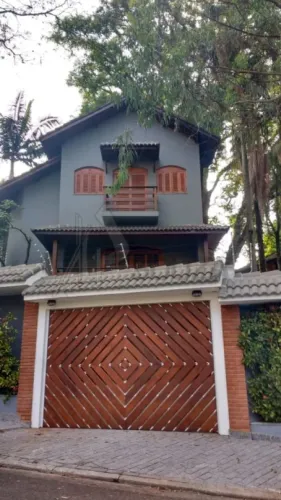 Casa no Barro Branco, venda e Locação, 4 suites, piscina , arvores frutiferas