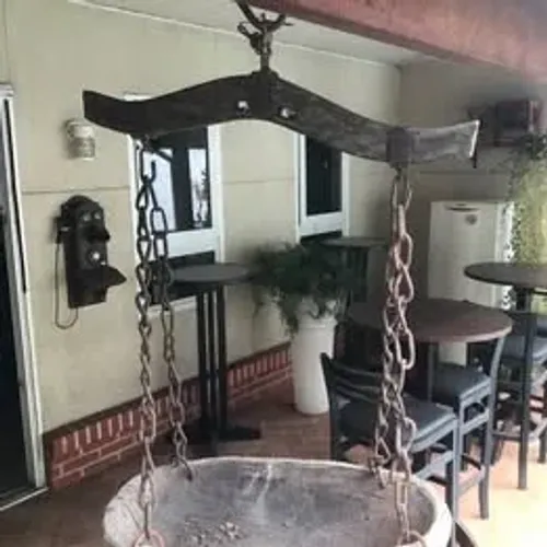 Raríssima e muito Antiga Canga de Boi com Tacho e Correntes