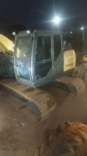 Escavadeira New Holland 2020 E145C