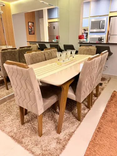 Mesa de jantar 1.80 tampo de vidro 6 cadeiras $1.800