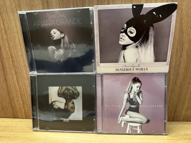 KIT CDS ARIANA GRANDE