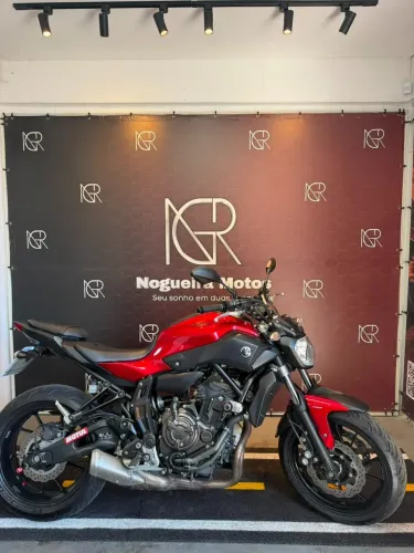NOGUEIRA MOTOS YAMAHA MT-07 ABS VERMELHO 2017