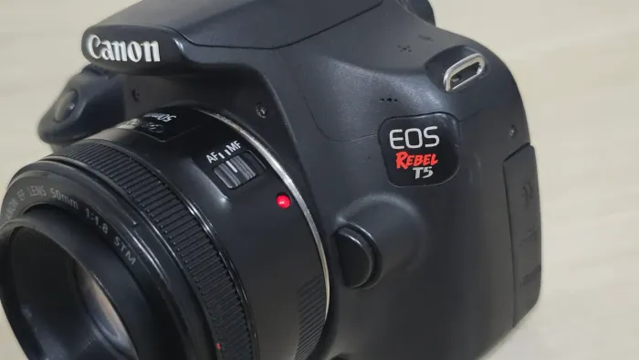 CANON T5 + LENTE CANON 50MM STM 