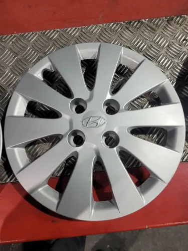 JG DE CALOTAS ORIGINAIS HB20 ARO 14