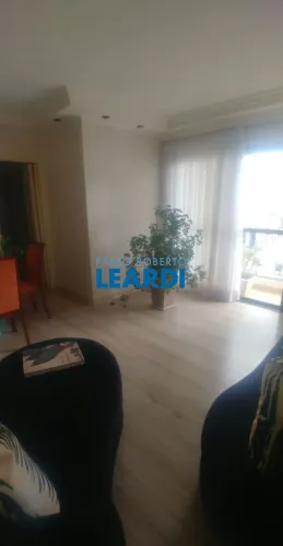APARTAMENTO - CAMBUCI - SP