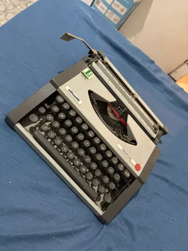 Máquina de escrever