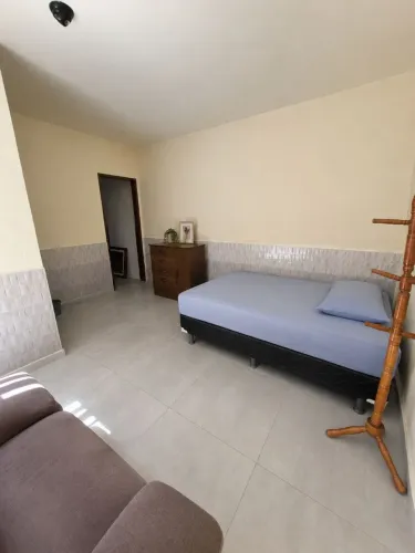 Kitnet mobiliada com água inclusa
