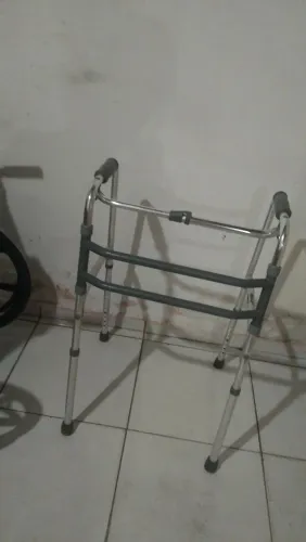 Andador ortopédico