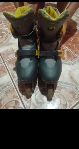 Patins infantil masculino ?