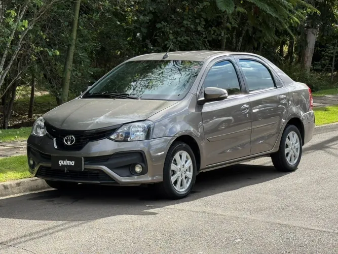 Toyota Etios X Plus Sedan 1.5 Flex 16V 4P Aut. 2021