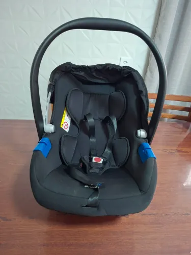 Vendo bebê conforto burigoto 13kg