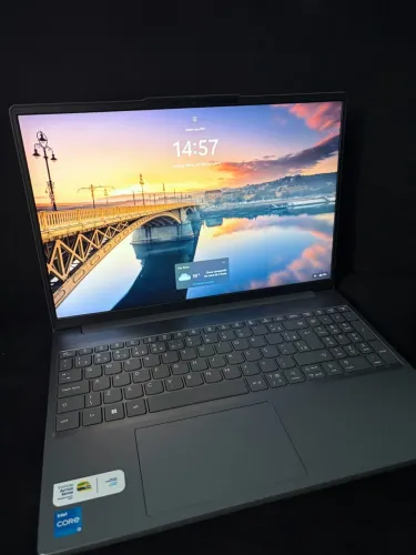 Notebook Lenovo IdeaPad Slim 3i i5 13ª Geração | 512GB SSD