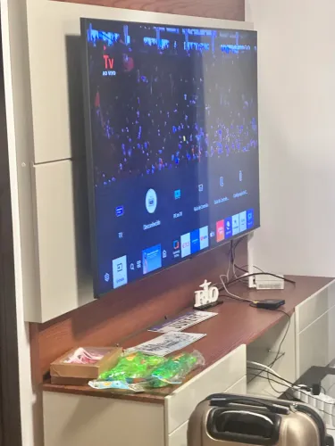 Painel de TV até 65 polegadas 