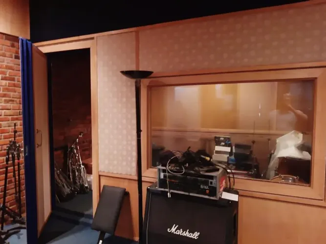 LINDO STUDIO ACUSTICO