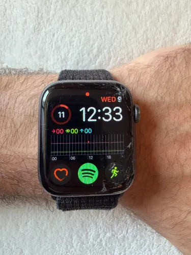 Apple Watch Series 5 44mm GPS - Tela quebrada | Funcionando normalmente