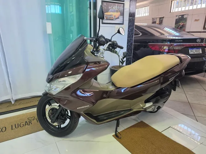 pcx 150 ano 2017 modelo DLX particular