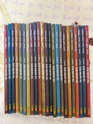 Vendo volumes 1 ao 23 de The walking dead - Edição panini
